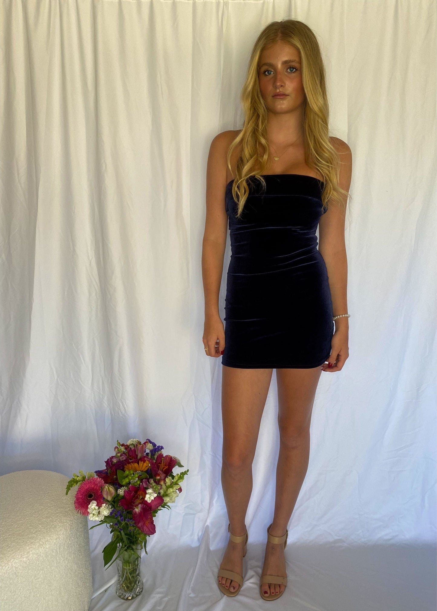7th and York Strapless Mini Dress in Midnight (Navy), Velvet Material. Perfect for events like the races, birthdays etc. Size 8/S dress. Front on standing up view off dress