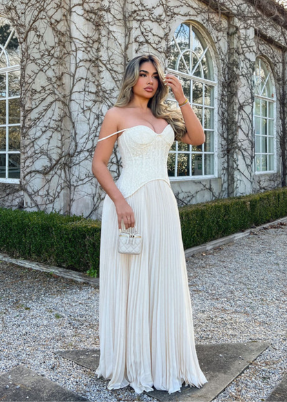 Daniella Lace Dress in Cream
