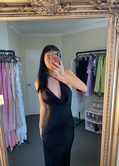 Johanna Cowl Maxi - Black