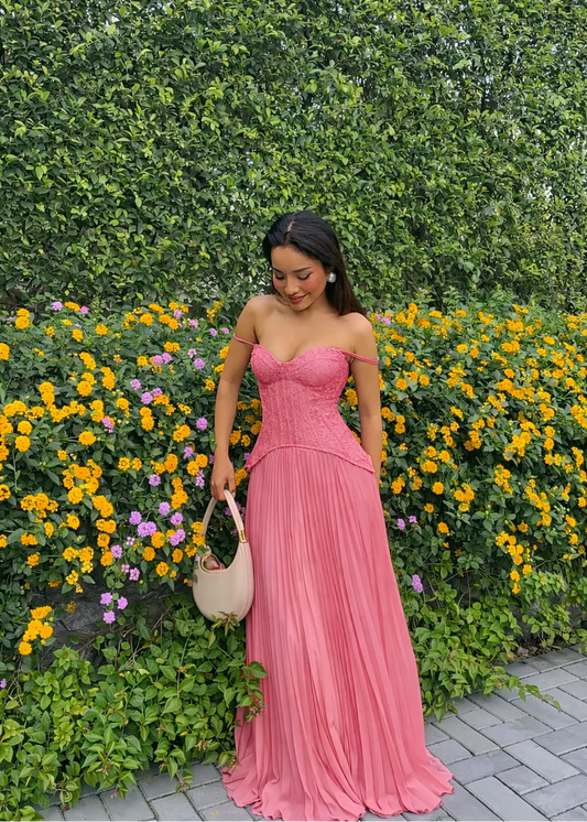 Daniella Lace Dress in Pink